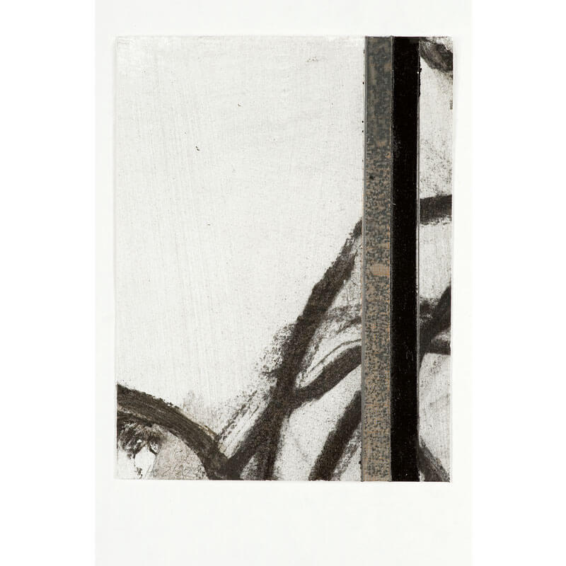 o.T., 2016, Kohle, Graphit, Lack, Collage auf Büttenpapier, H 19 cm, B 13 cm