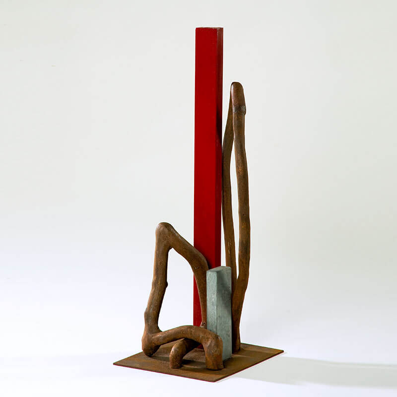 o.T., 2017, Eisenguss, Anröchter Dolomit, Corten-Stahl, Lack, H 51 cm, B 18 cm, T 21 cm