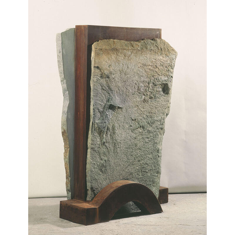 o.T., 2002, Corten-Stahl, Anröchter Dolomit, H 155 cm, B 112 cm, T 60 cm